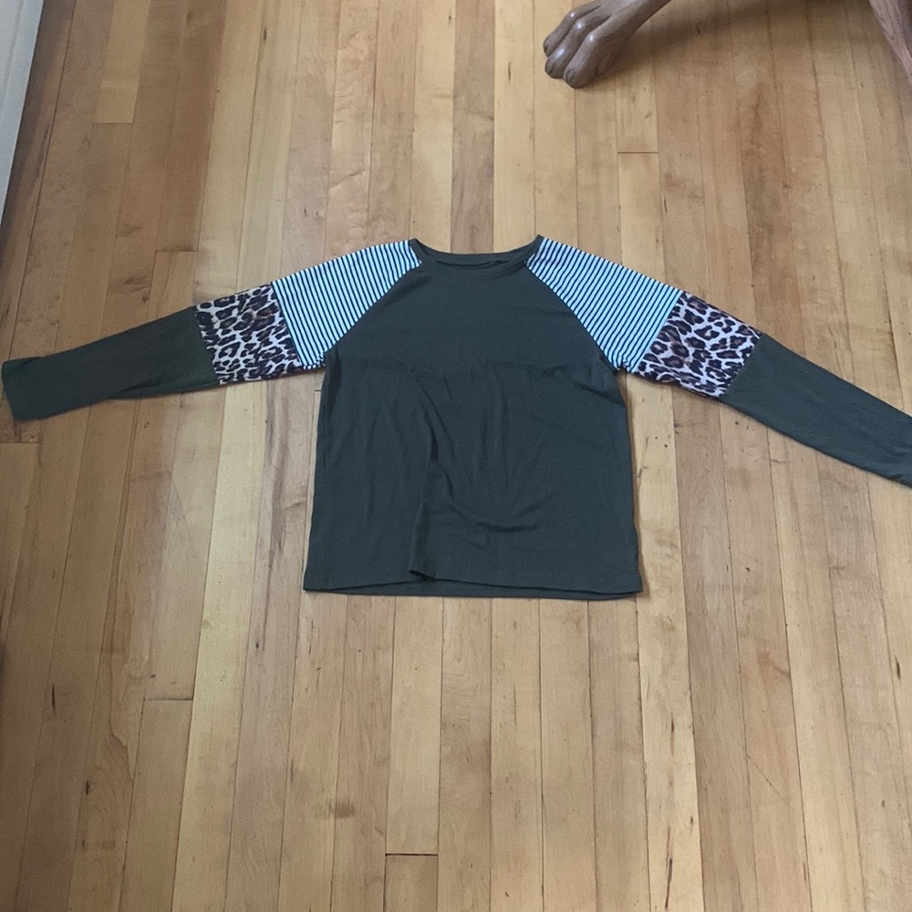 Long sleeve shirt